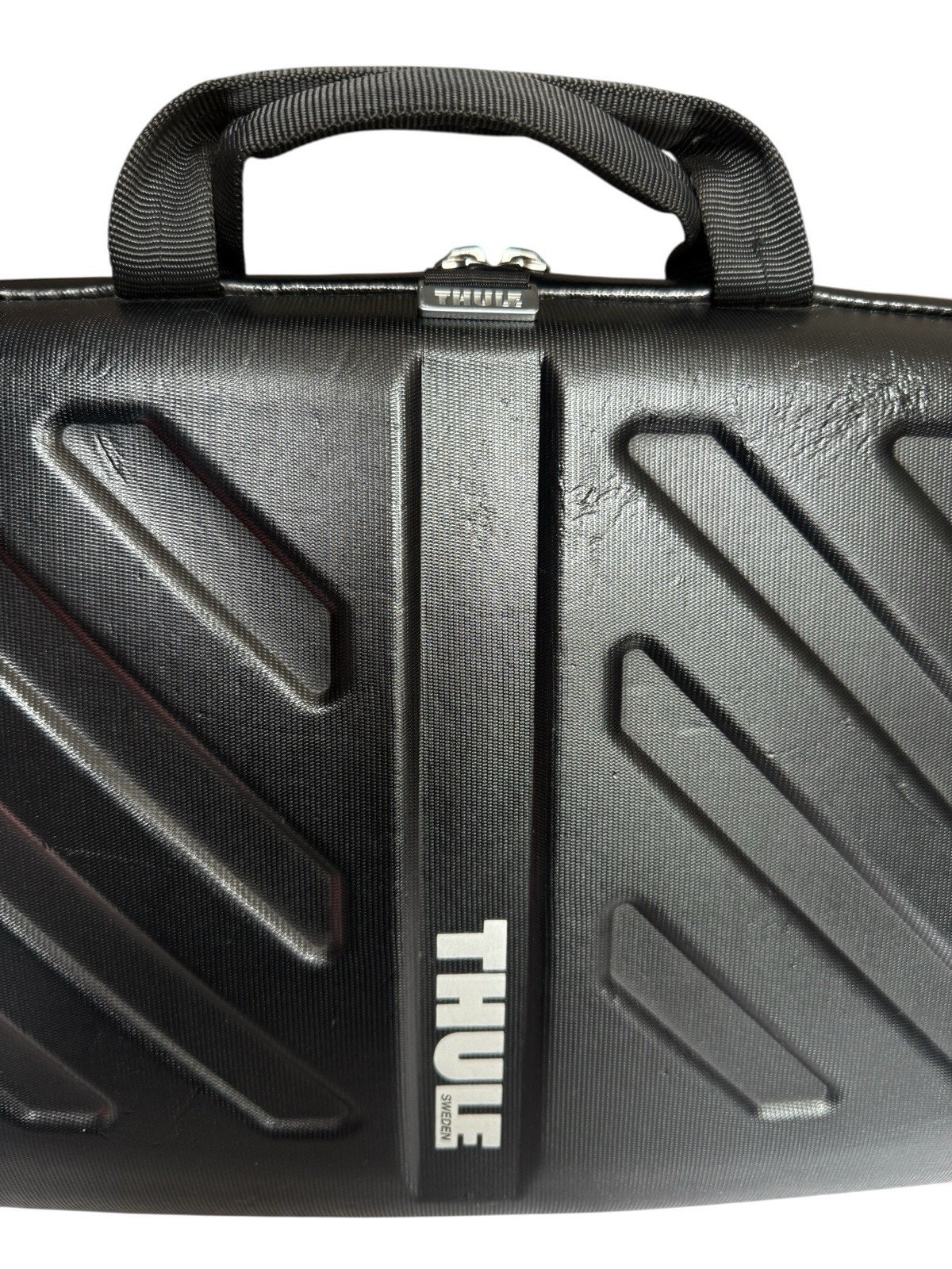 Thule Gauntlet Attach Laptop Case 13 Apple MacbookMacbook Pro Black No Strap